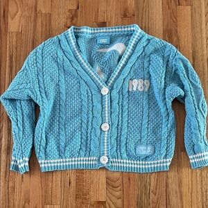 TAYLOR SWIFT Blue Cable Knit Cardigan with 1989 Patch